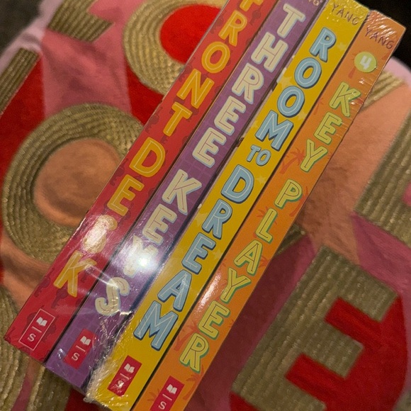 Yang book bundle - Picture 1 of 4